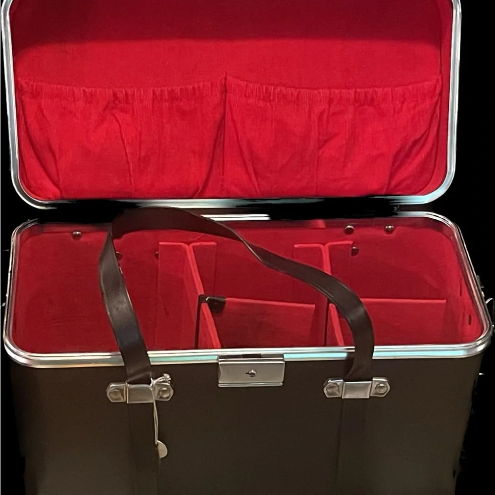 Full Set of Vintage antique Nikon Nikkormat SLR 35 MM Camera and leather bag - Picture 5 of 15